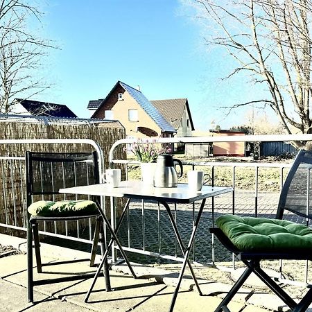 F-1010 Strandhaus Moenchgut Bed&Breakfast Dz 28 Terrasse Strandnah, Inkl Fruehstueck Lobbe Exterior foto